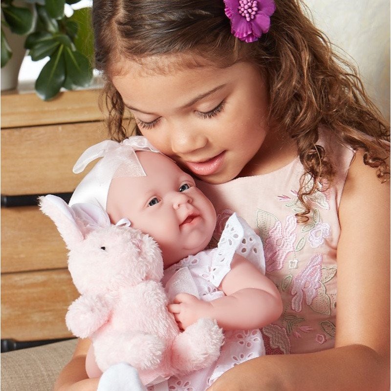 Hiszpańska lalka bobas Elana z maskotką - króliczek