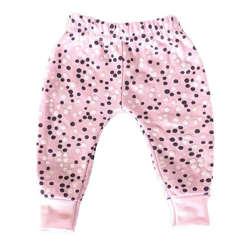 Różowe spodenki dresowe dla lalki bobasa, kropeczki, Rozmiar M (32)