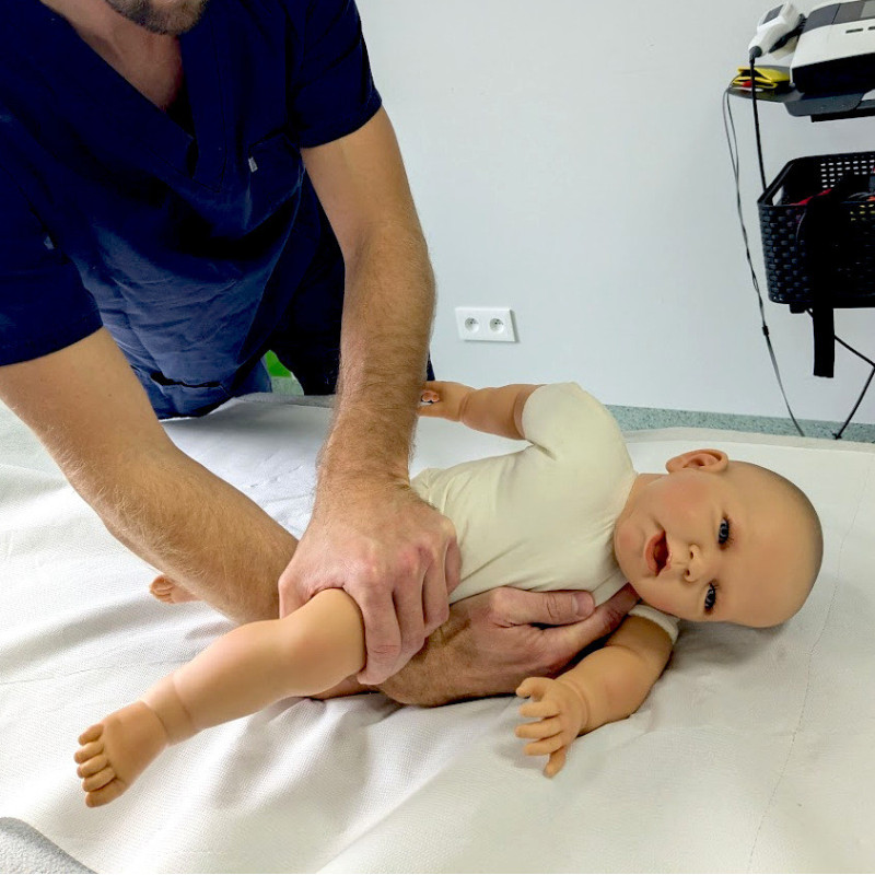 Duża lalka bobas - fantom do szkoły rodzenia